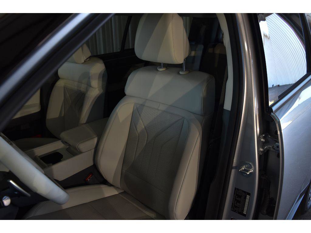 New 2025 Hyundai Santa Fe SEL image 71