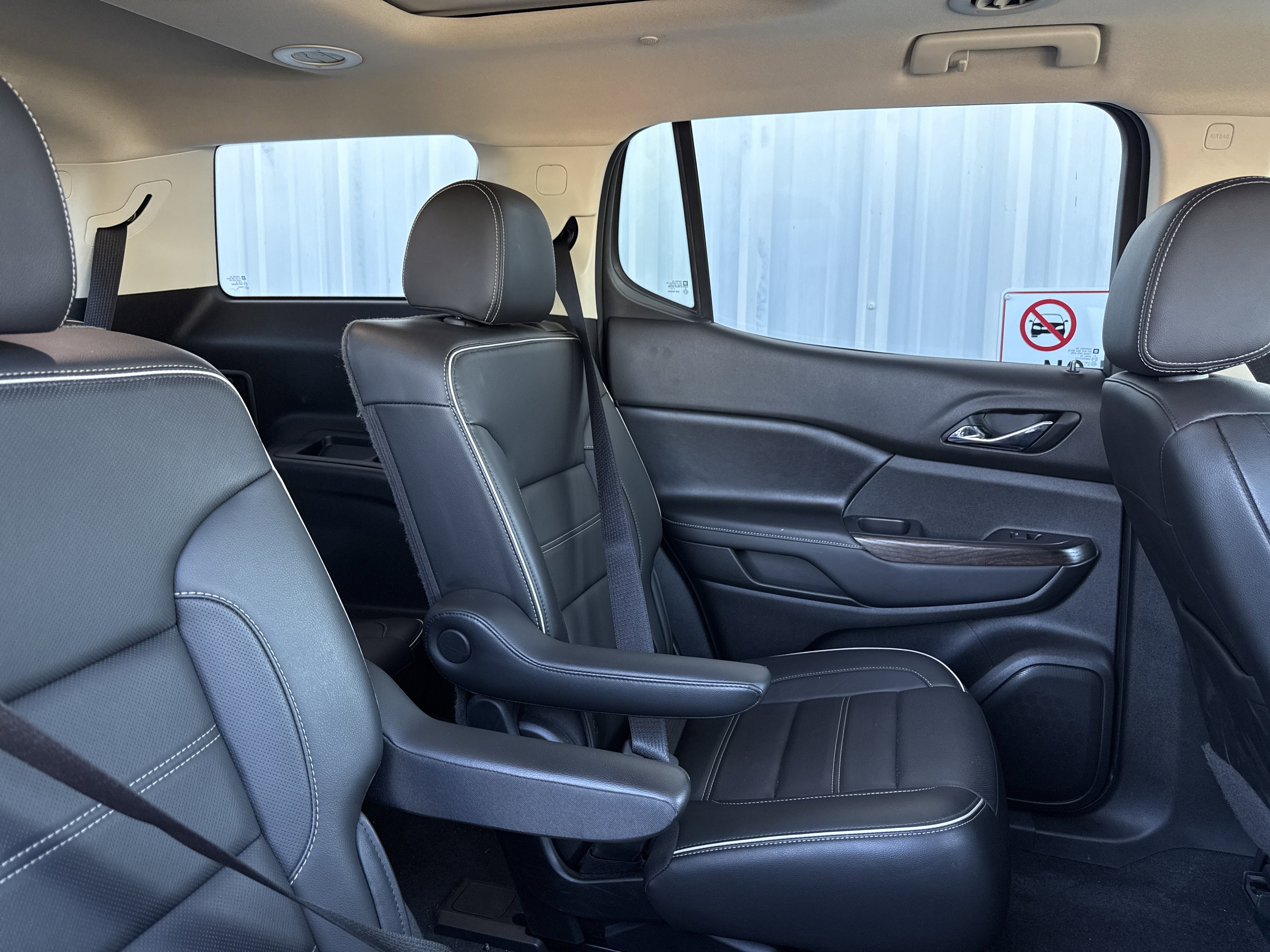 Used 2020 GMC Acadia Denali w/ LPO, 'HIT The Road' Package image 47