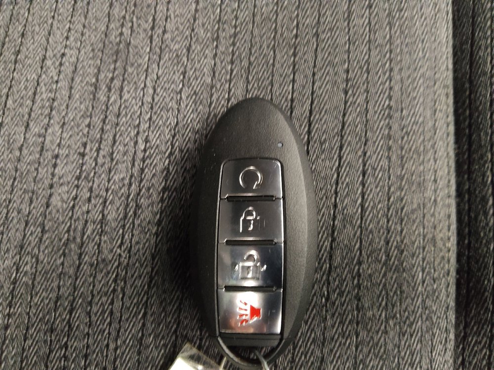 Used 2021 Nissan Rogue SV image 32