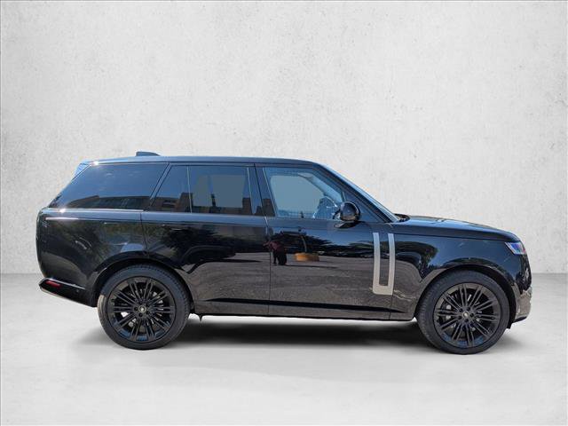 Used 2023 Land Rover Range Rover SE AWD/4WD image 4