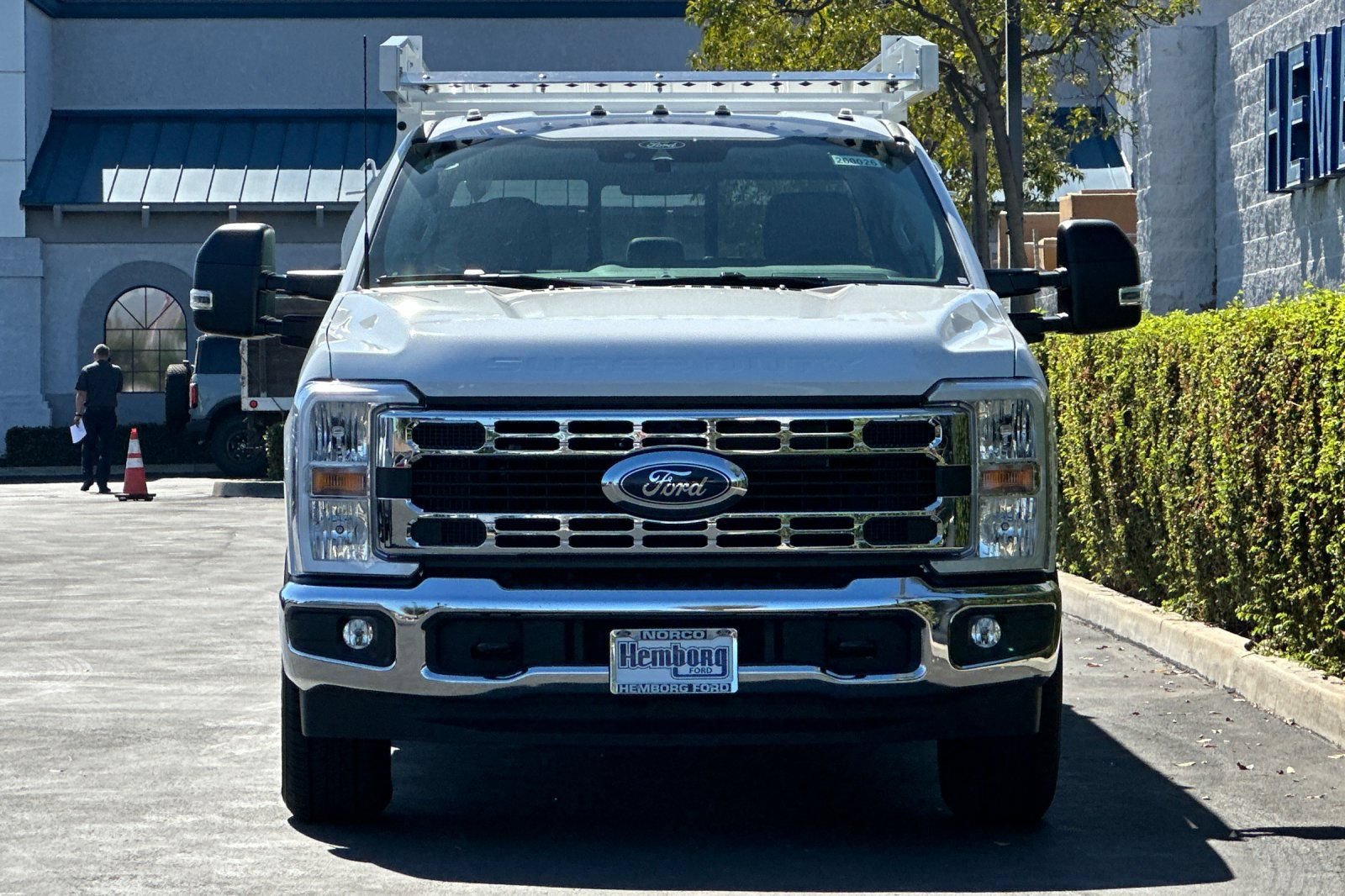 New 2026 Ford F350 XL w/ XL Chrome Package RWD image 9