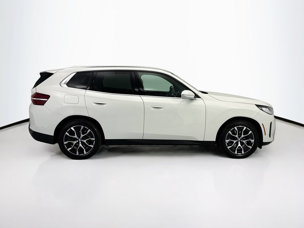 Used 2026 BMW X3 xDrive30i w/ Convenience Package AWD/4WD image 4