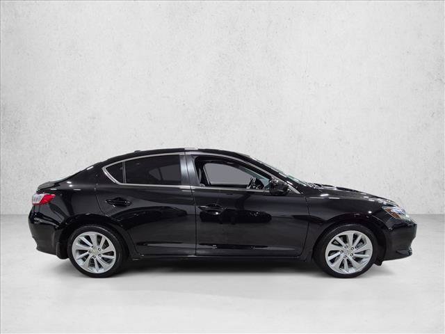 Used 2018 Acura ILX w/ AcuraWatch Plus Package FWD image 4