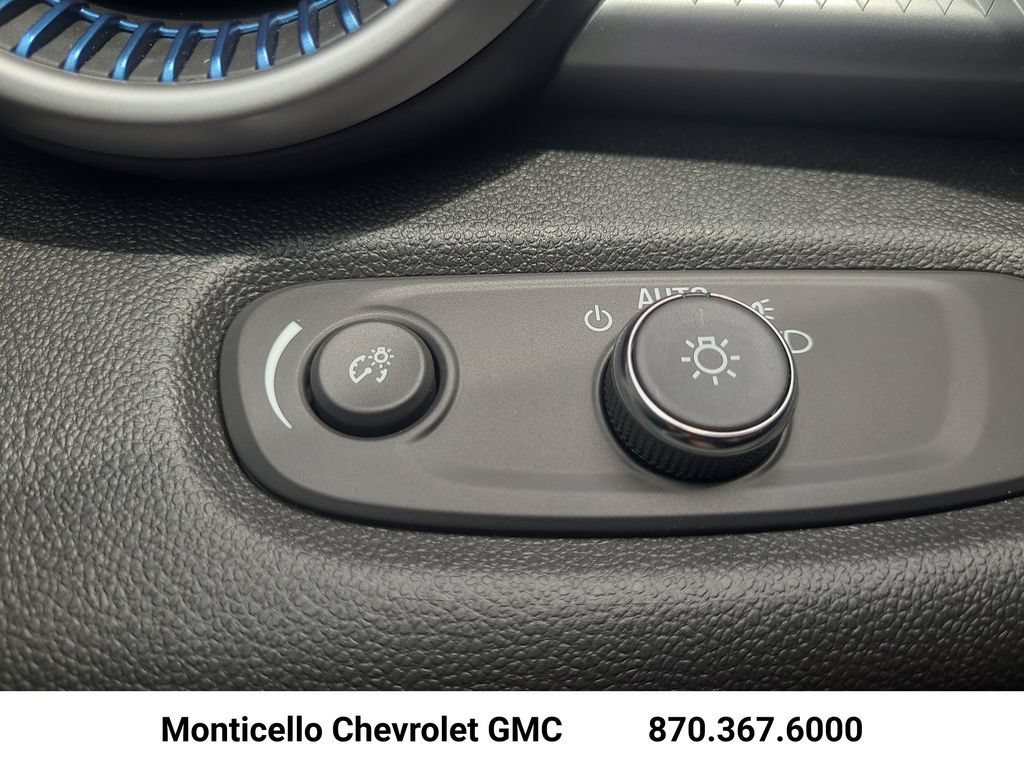 New 2026 Chevrolet Trax LS w/ LS Convenience Package FWD image 17