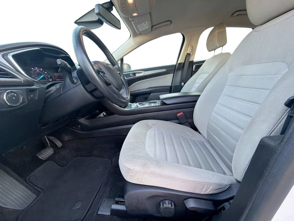 Used 2020 Ford Fusion S FWD image 20