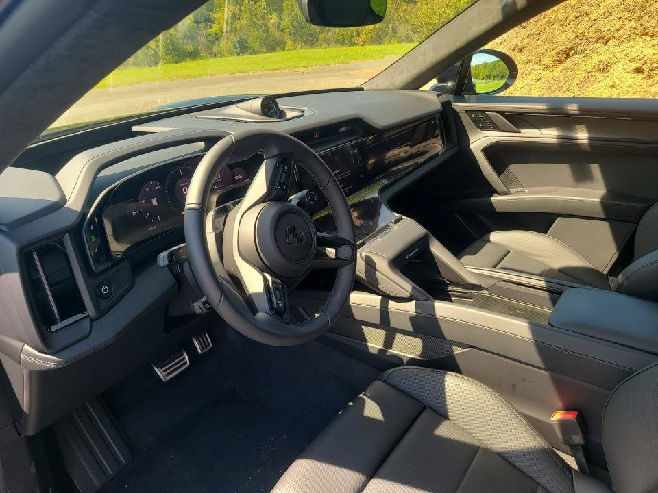 New 2026 Porsche Cayenne Turbo Electric AWD/4WD image 4