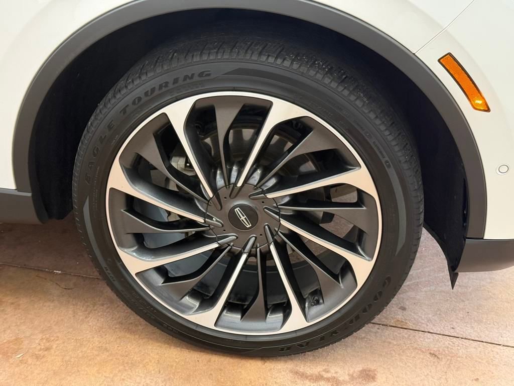 Used 2022 Lincoln Aviator Reserve image 22