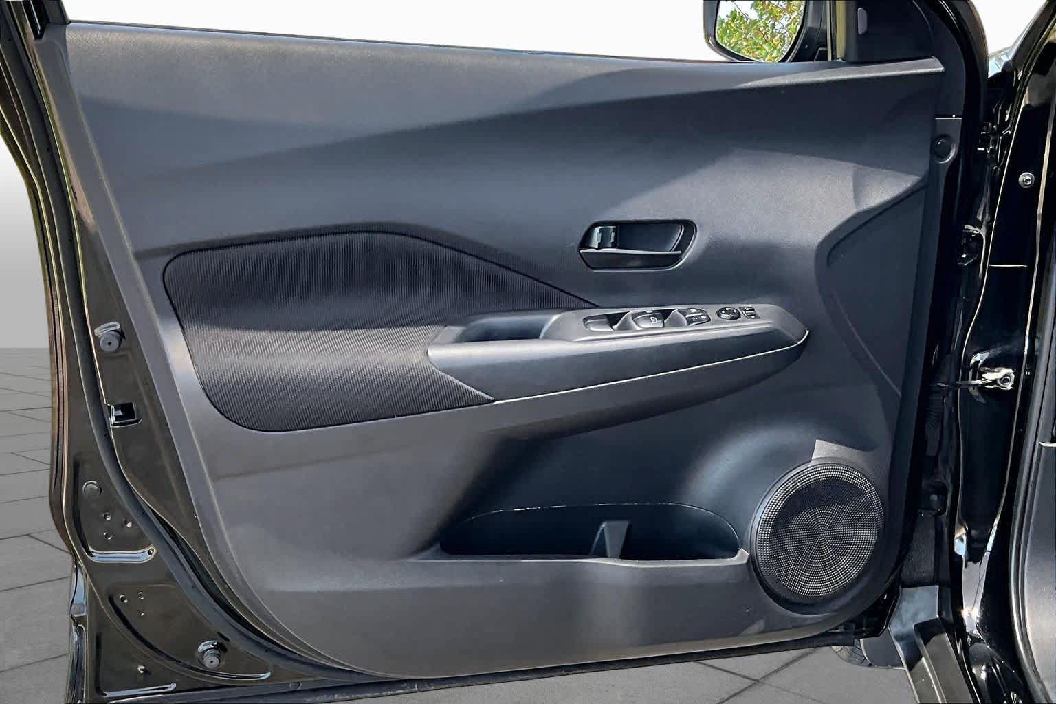 Used 2024 Nissan Kicks S FWD image 21