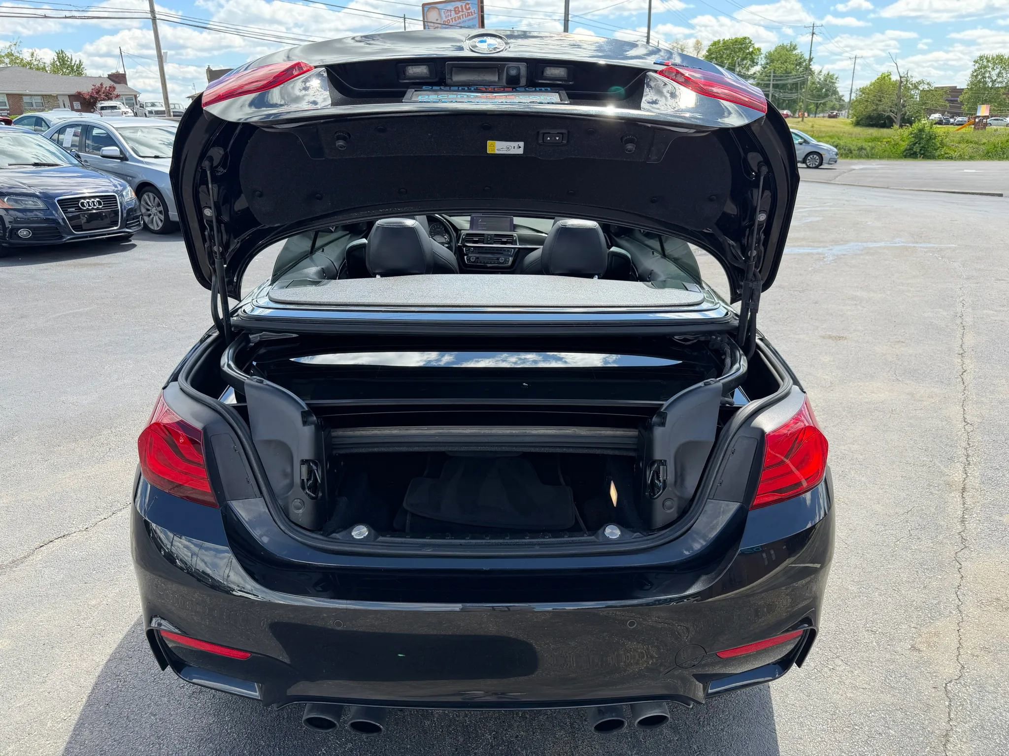 Used 2020 BMW M4 Convertible w/ Competition Package RWD image 53