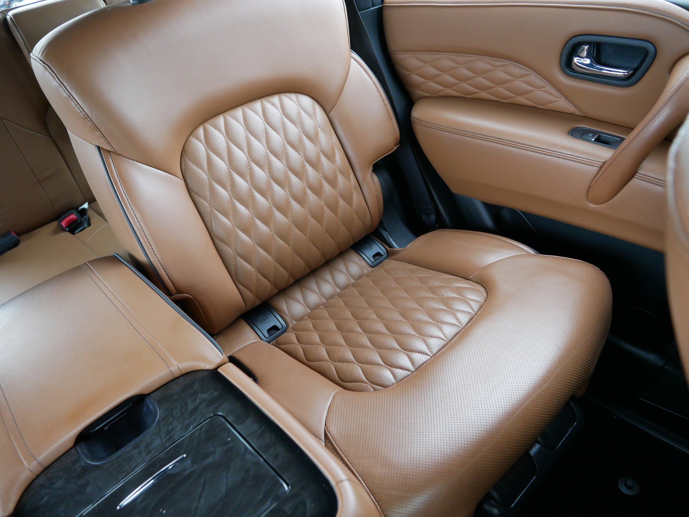 Certified 2023 INFINITI QX80 Sensory w/ All-Season Package AWD/4WD image 14