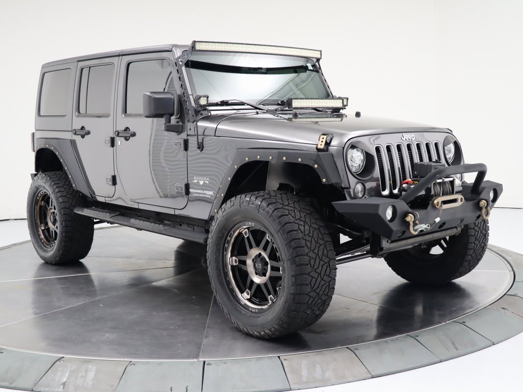 Used 2018 Jeep Wrangler Unlimited Sahara image 7