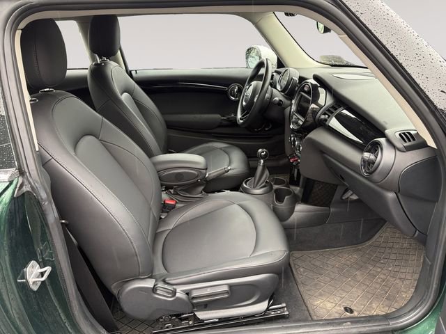 Used 2019 MINI Cooper 2-Door Hardtop FWD image 15