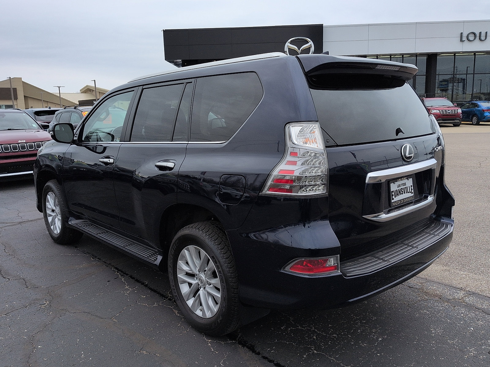 Used 2023 Lexus GX 460 Premium w/ Premium Package image 5
