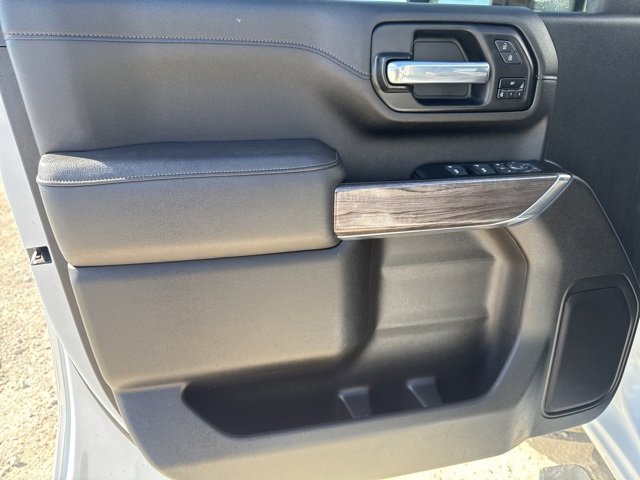 Used 2022 Chevrolet Silverado 2500 LTZ image 26