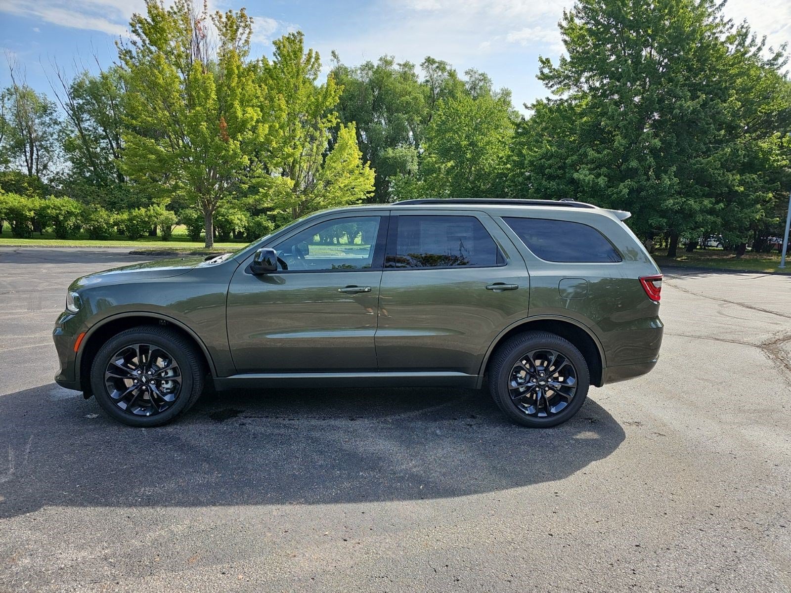 New 2026 Dodge Durango GT w/ Blacktop Package AWD/4WD image 2