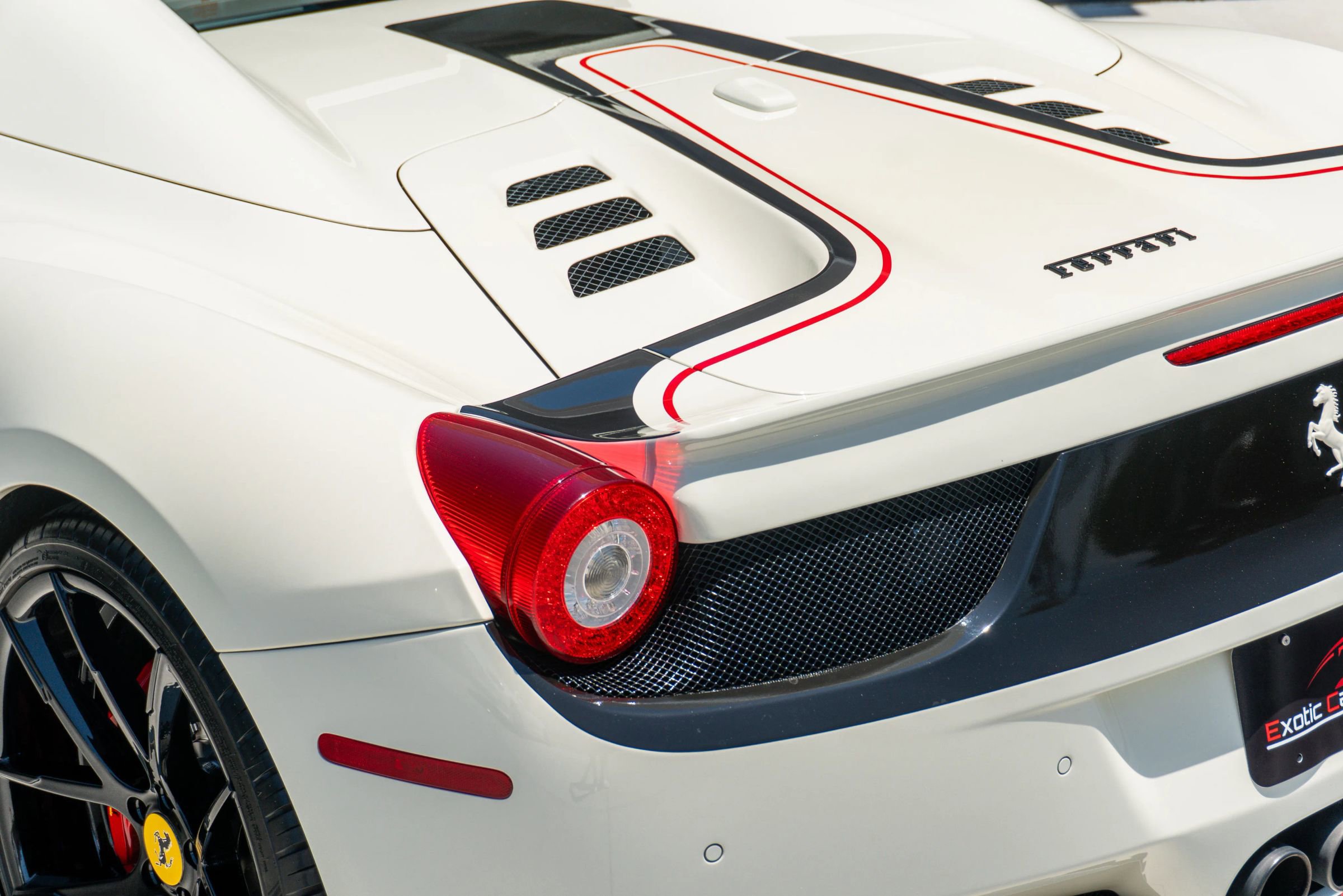 Used 2014 Ferrari 458 Spider RWD image 49