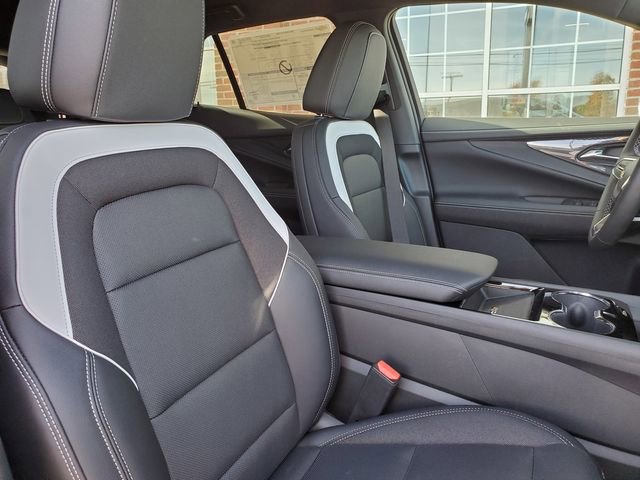 New 2025 Chevrolet Blazer EV LT image 16