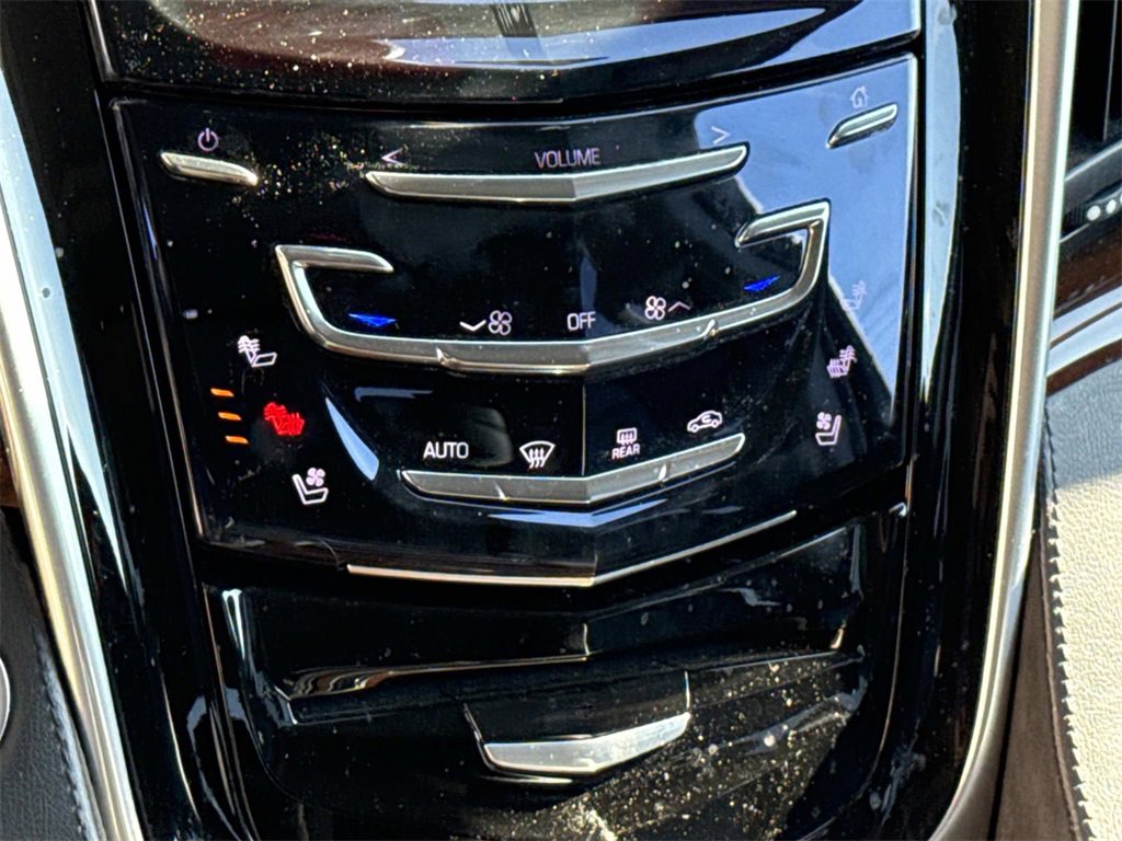 Used 2020 Cadillac Escalade ESV Luxury w/ Escalade Sport Edition image 24