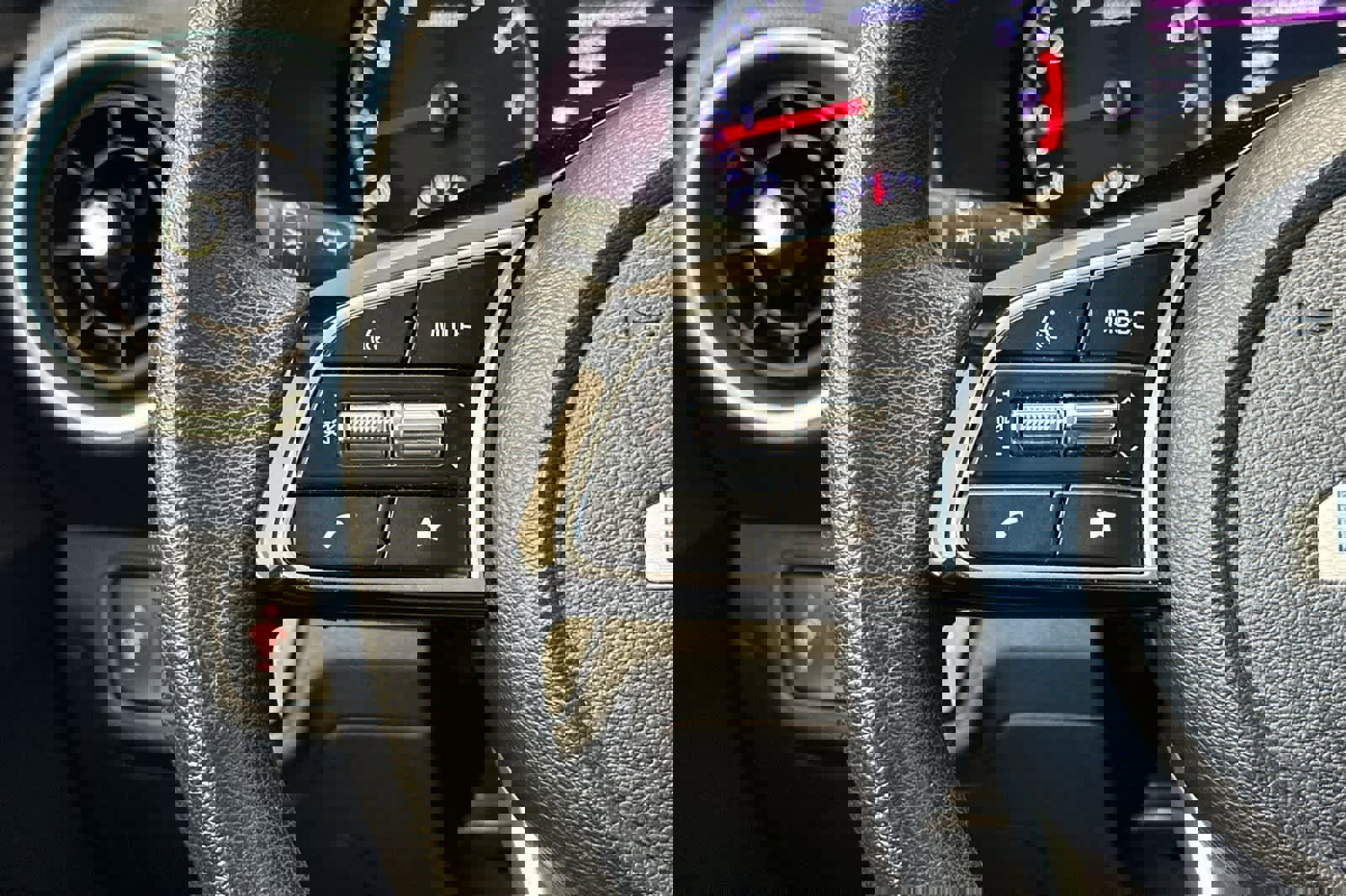 Used 2024 Kia Forte LXS image 23