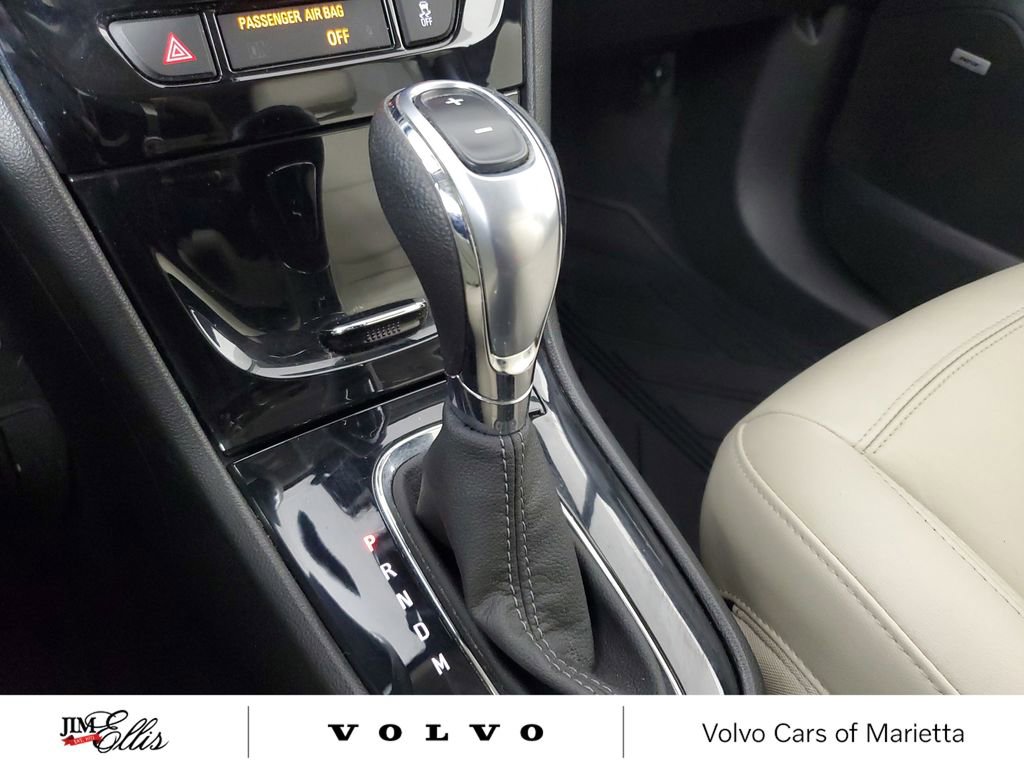 Used 2017 Buick Encore Premium w/ Experience Buick Package image 34