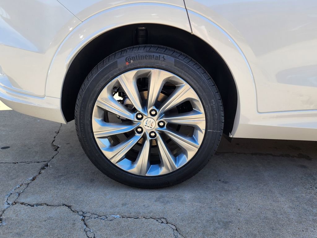New 2026 Buick Envista Avenir FWD image 50