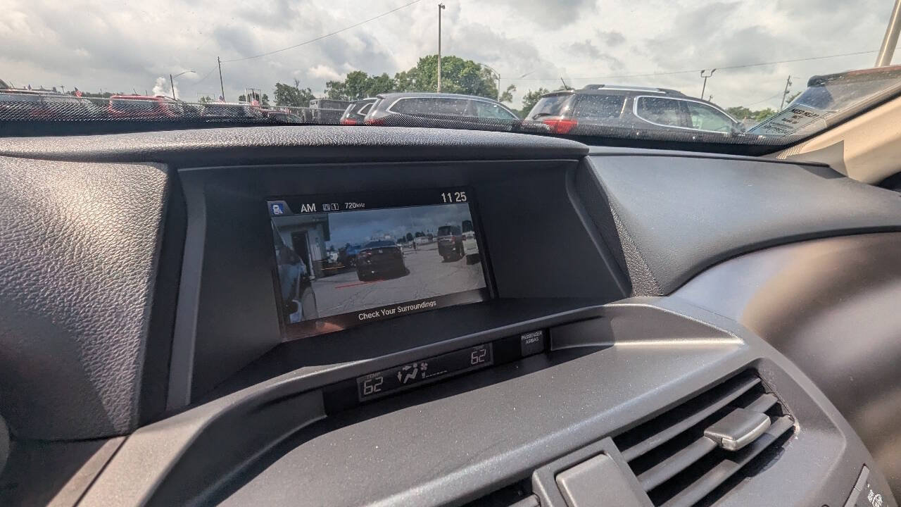 Used 2015 Honda Crosstour EX-L image 17