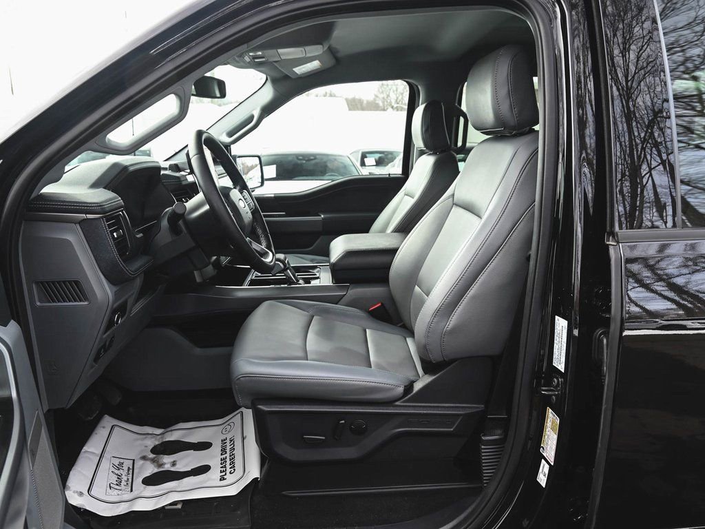 Used 2025 Ford F150 Lightning Flash image 26