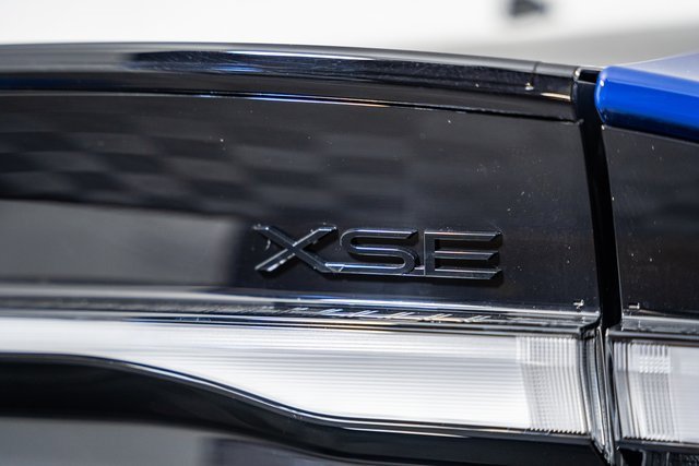 New 2026 Toyota Prius Plug-In Hybrid w/ Limited Premium Package image 7