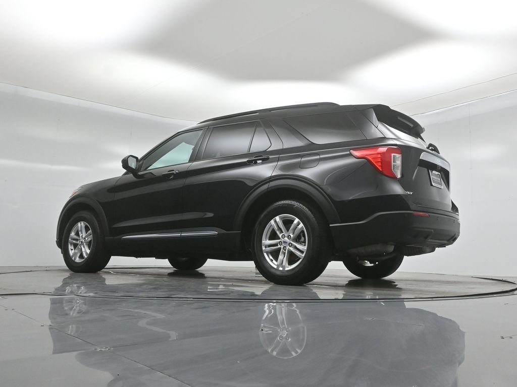 Certified 2023 Ford Explorer XLT RWD image 51