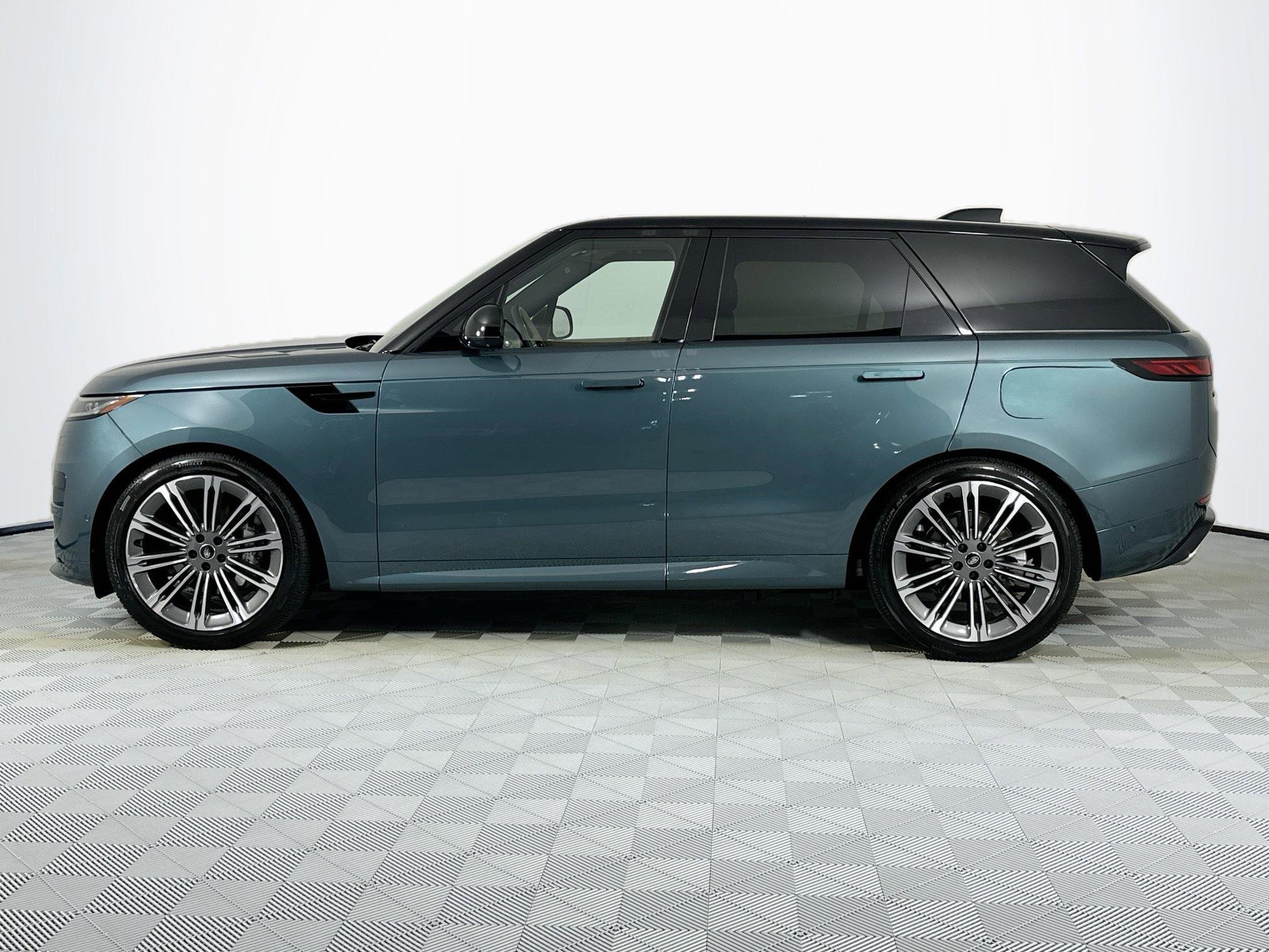 Certified 2025 Land Rover Range Rover Sport Dynamic SE image 8