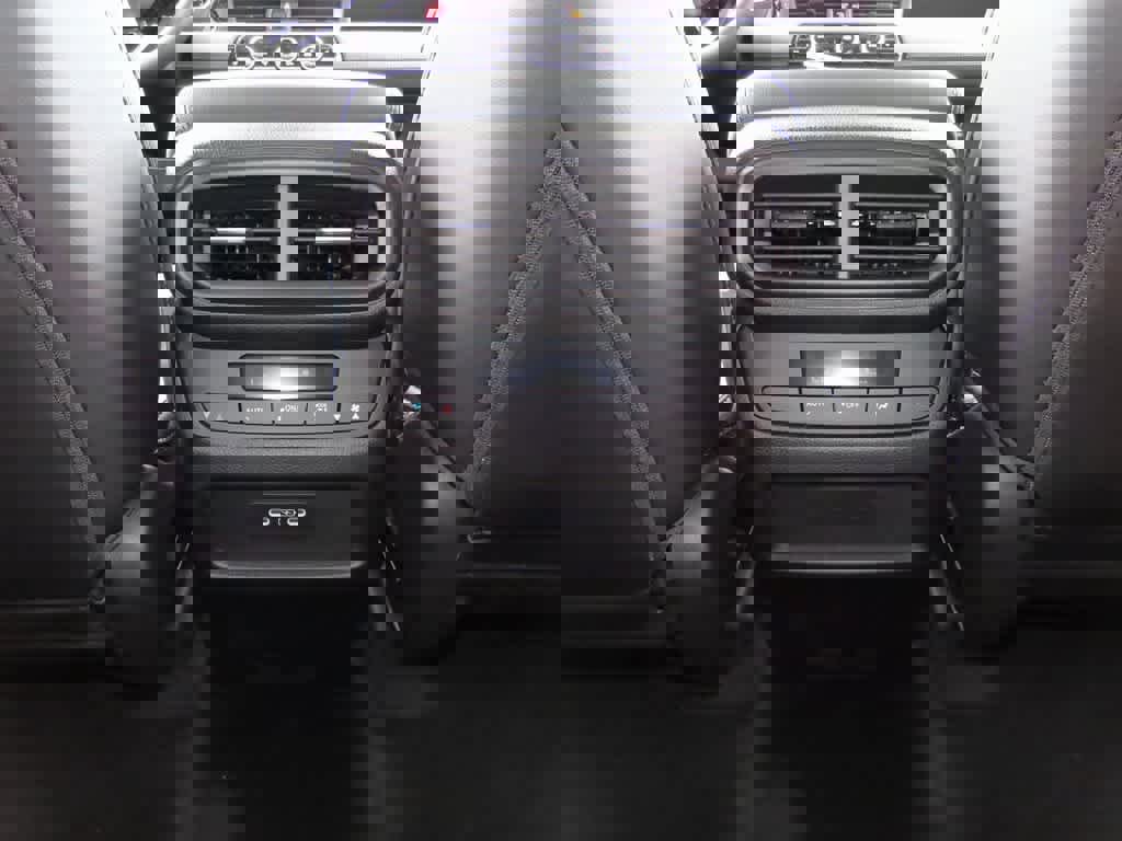 New 2025 Honda Pilot Touring image 27