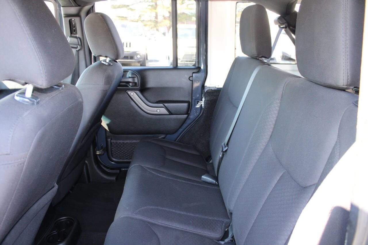 Used 2017 Jeep Wrangler Unlimited Sport w/ Quick Order Package 24S image 18