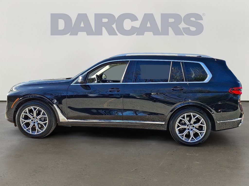 Used 2025 BMW X7 xDrive40i w/ Premium Package AWD/4WD image 4