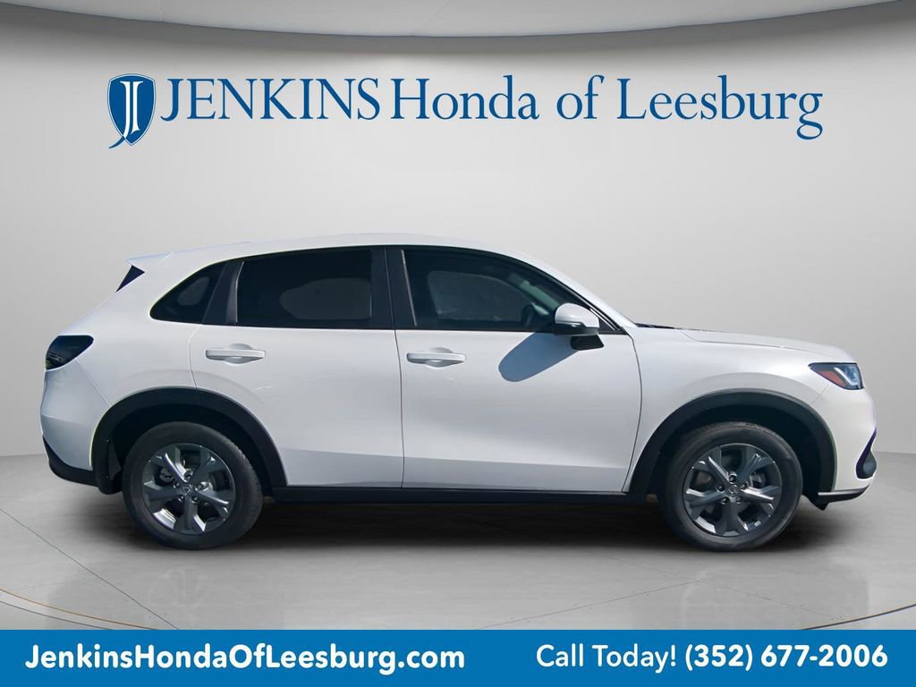 New 2026 Honda HR-V LX image 2