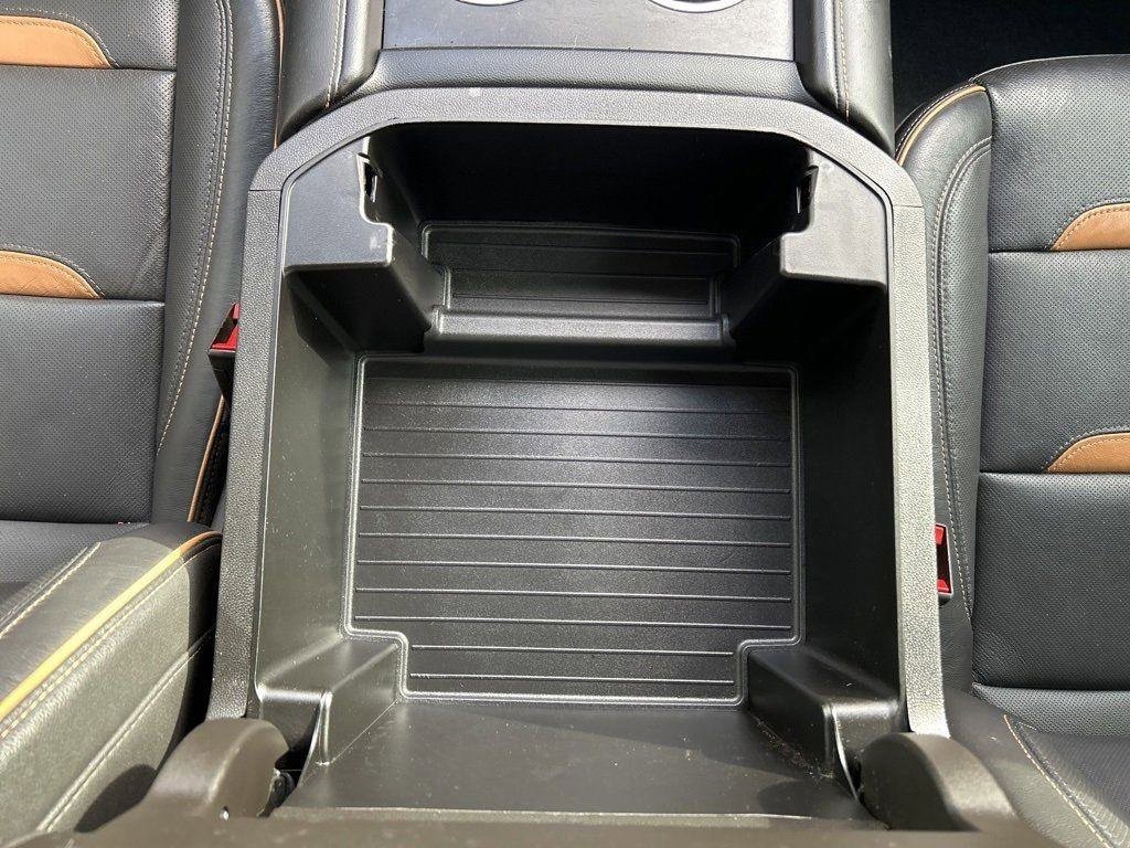 Used 2021 GMC Yukon AT4 image 18