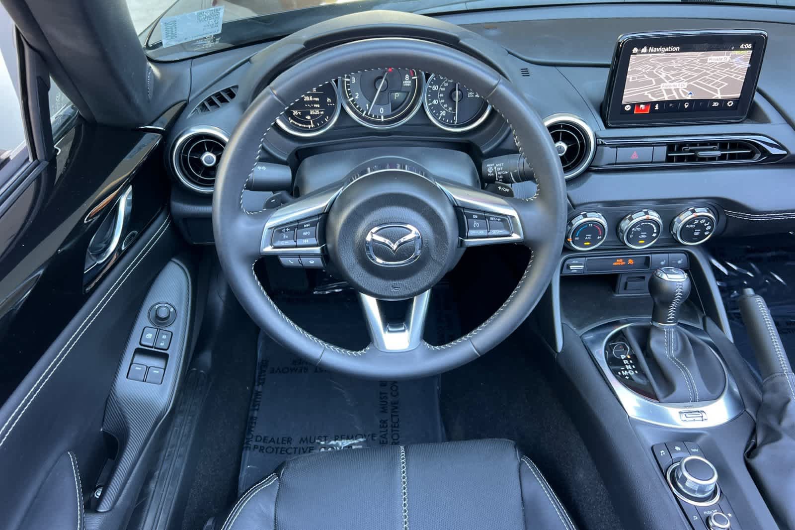 Used 2023 MAZDA MX-5 Miata Grand Touring RWD image 13