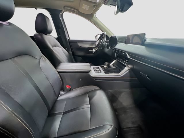 Used 2024 MAZDA CX-90 3.3 Turbo w/ Preferred Plus AWD/4WD image 30