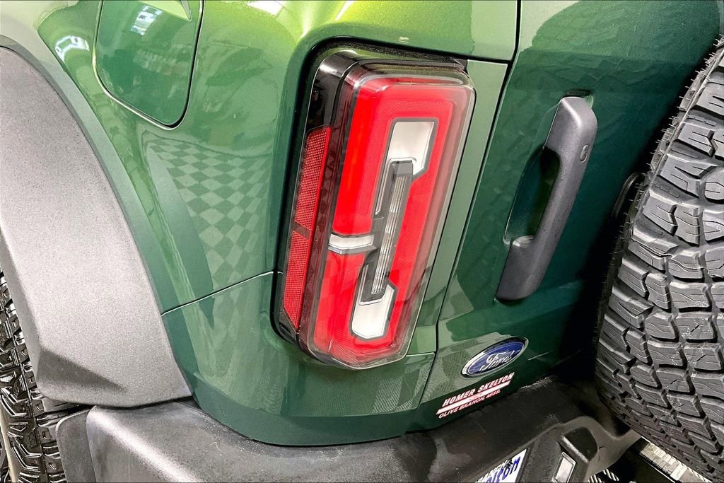 Used 2023 Ford Bronco Wildtrak image 29