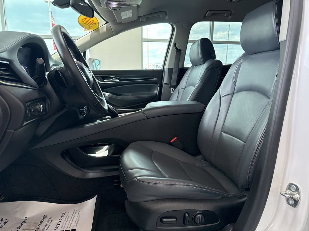 Used 2018 Buick Enclave Essence FWD image 21
