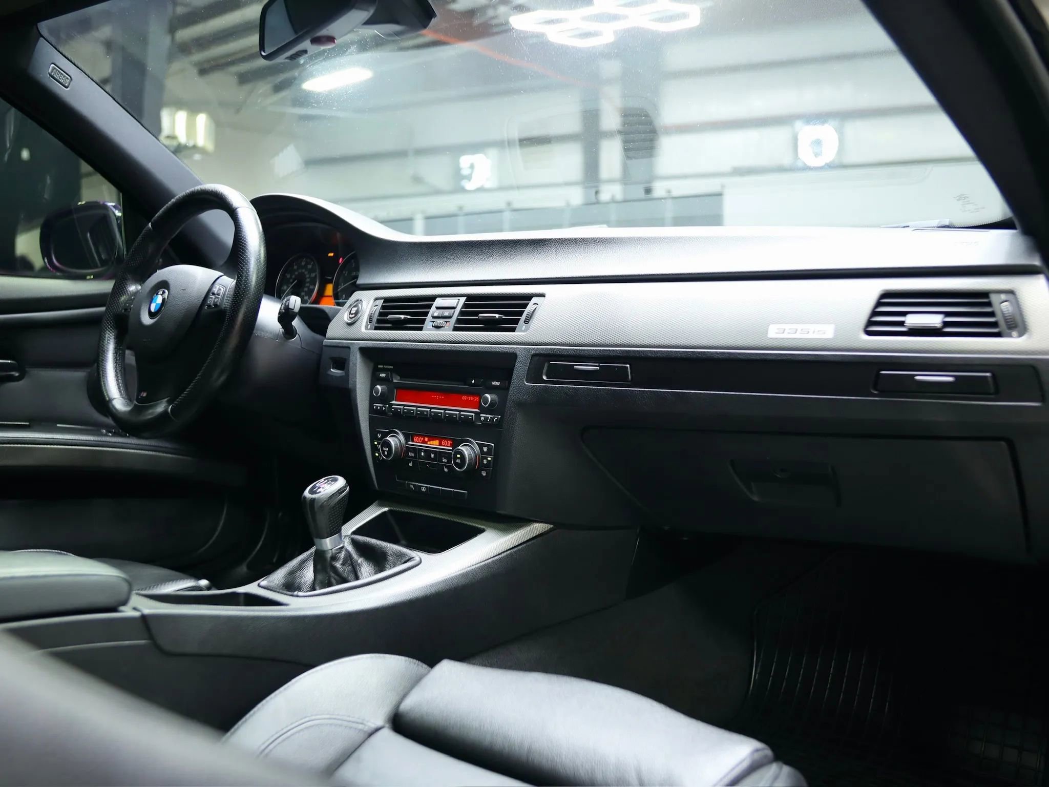 Used 2011 BMW 335is Coupe image 25