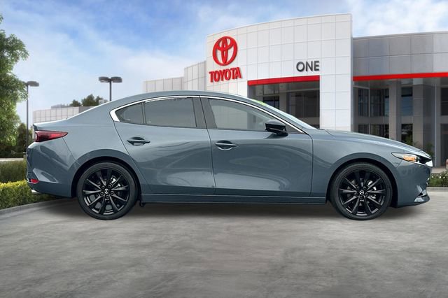 Used 2023 MAZDA MAZDA3 s image 3