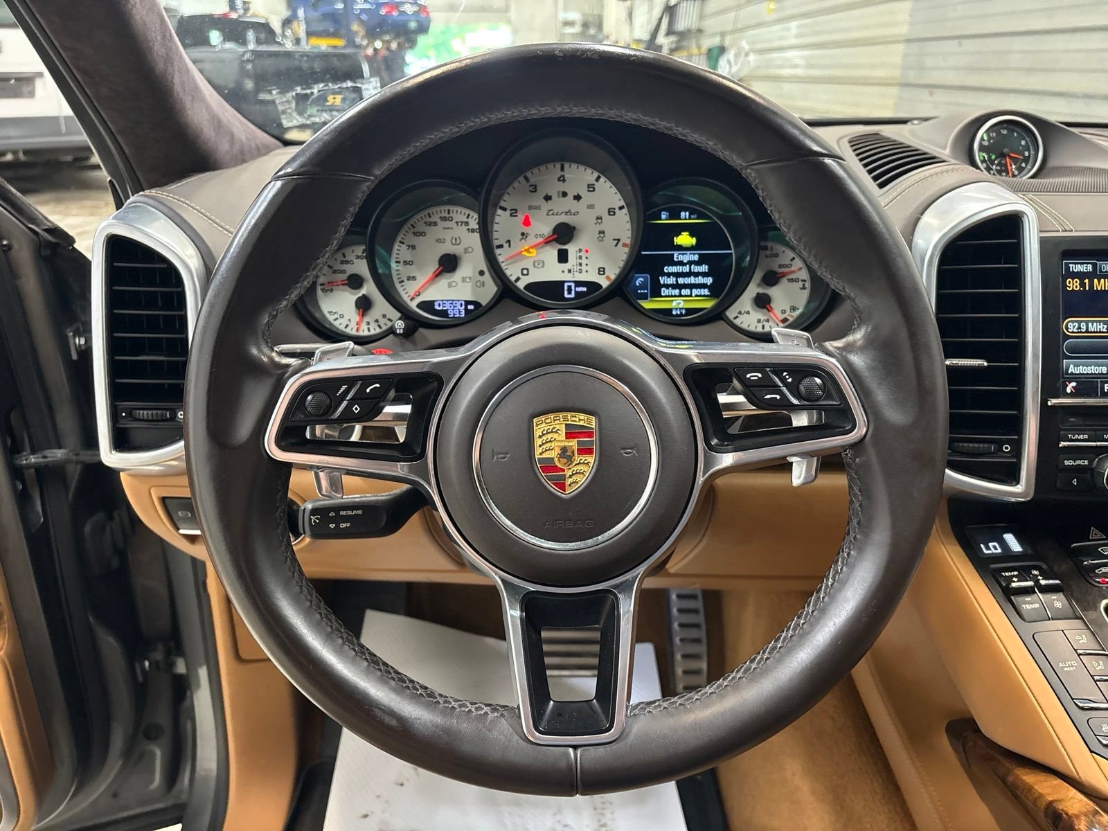 Used 2015 Porsche Cayenne Turbo AWD/4WD image 12