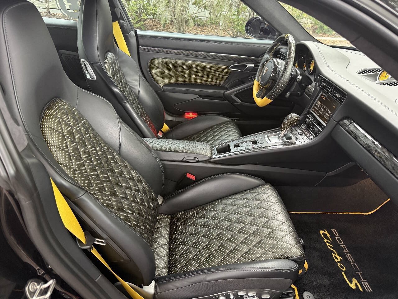 Used 2015 Porsche 911 Turbo S w/ High-end Infotainment Package AWD/4WD image 28