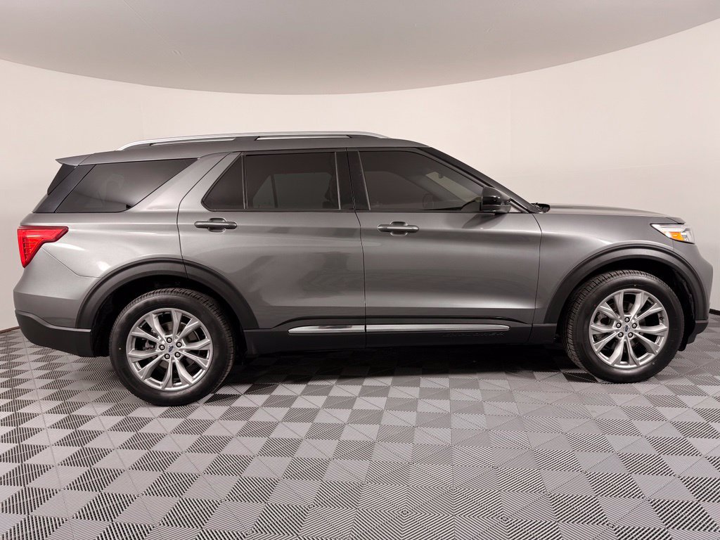 Certified 2023 Ford Explorer Limited AWD/4WD image 7