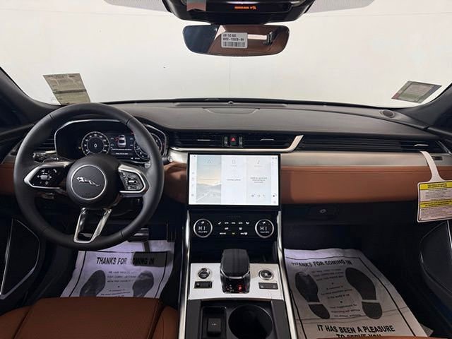 New 2024 Jaguar XF R-Dynamic SE image 20