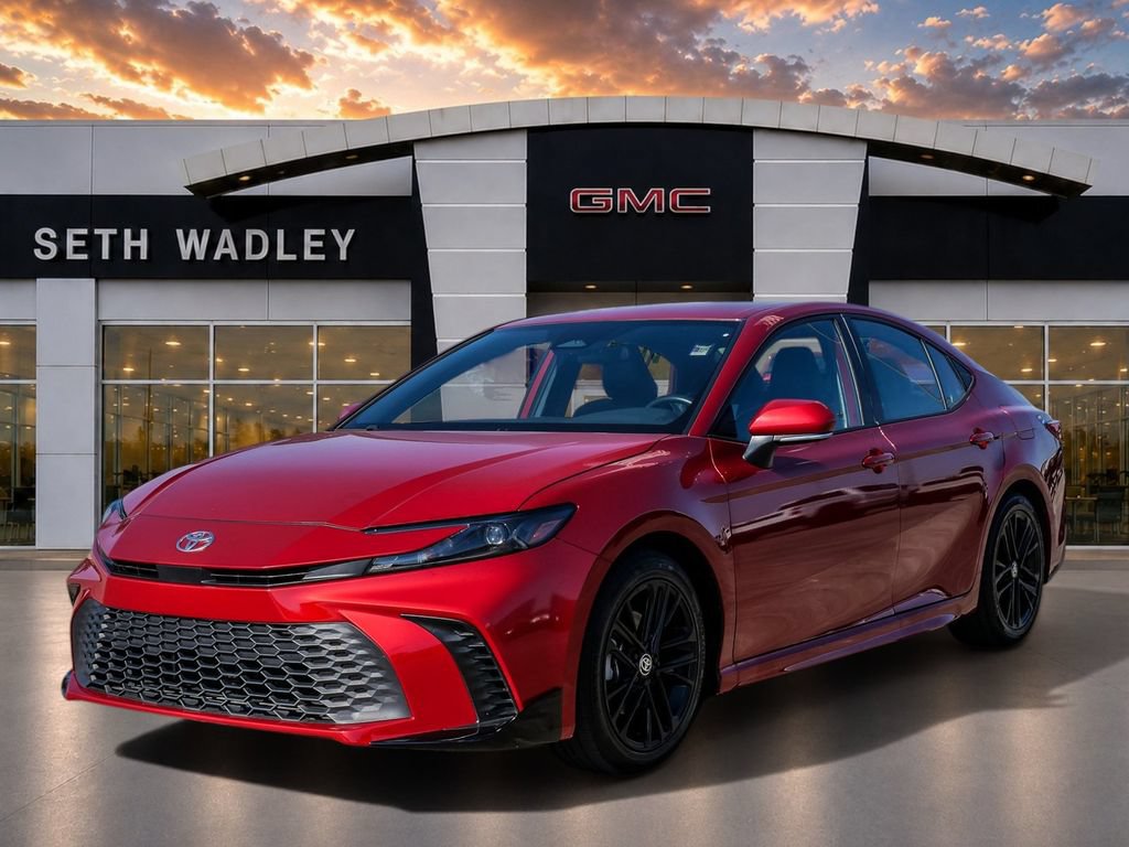 Used 2025 Toyota Camry SE FWD image 3
