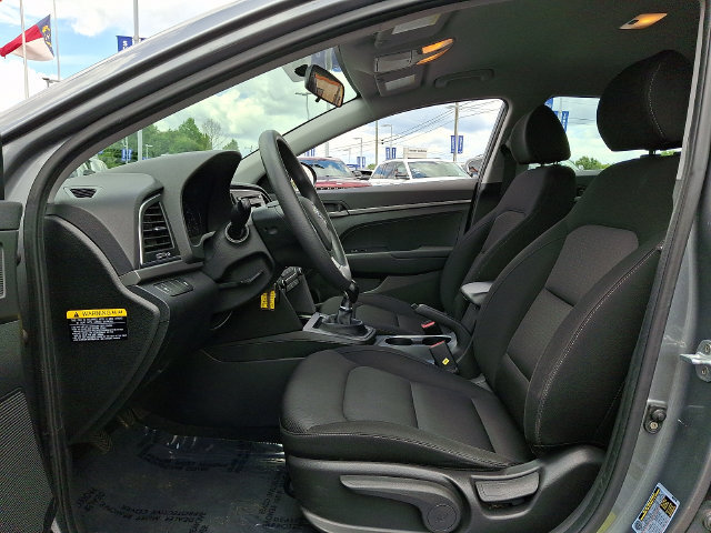 Used 2018 Hyundai Elantra SE FWD image 13