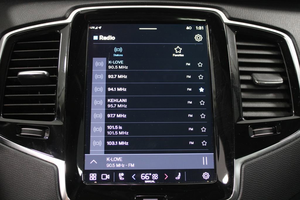 Used 2023 Volvo XC90 B5 Plus image 49