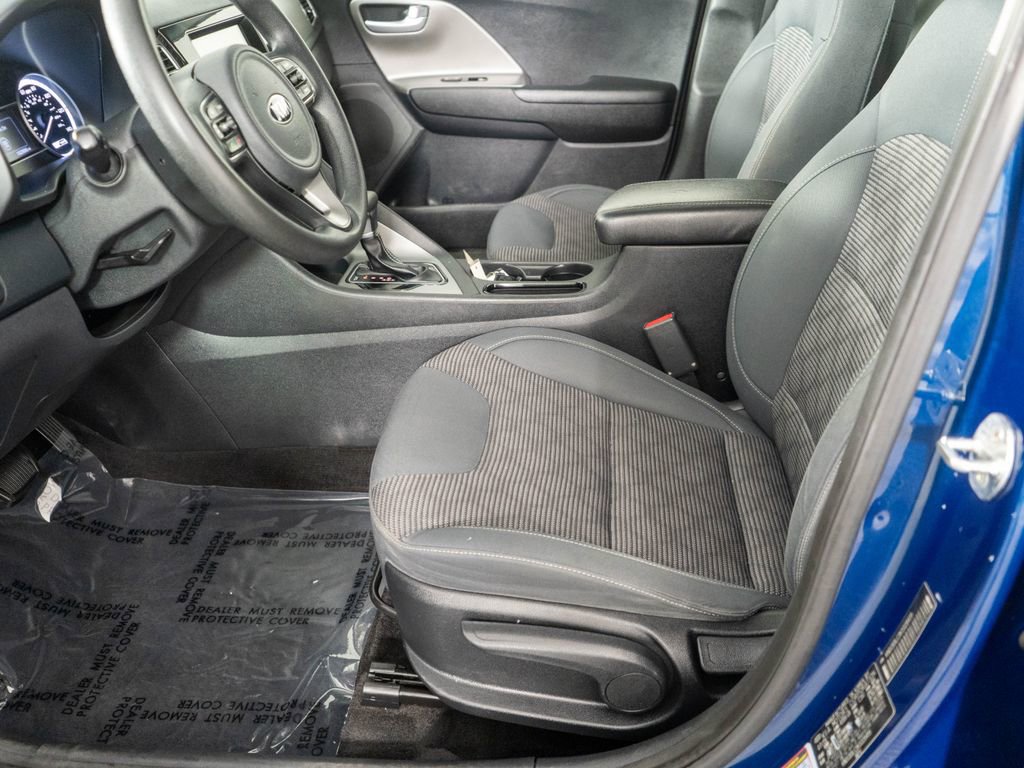 Used 2019 Kia Niro LX FWD image 10