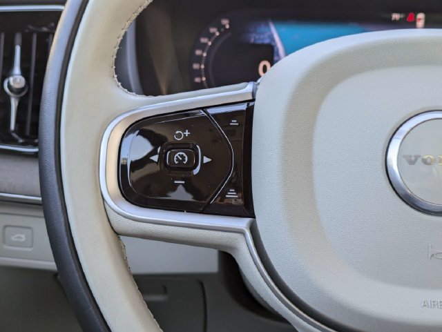 Certified 2026 Volvo XC90 B6 Ultra AWD/4WD image 33